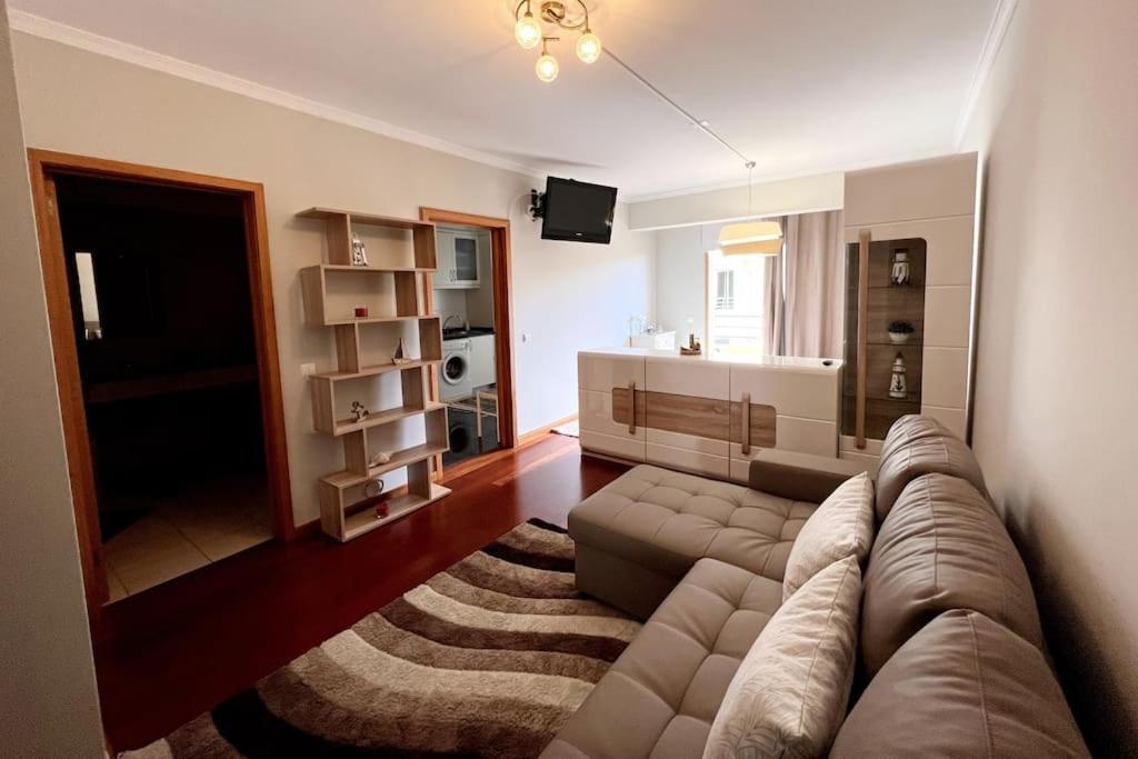 By The Sea - Apartamento Acolhedor E Relaxante. 卡尼索 外观 照片