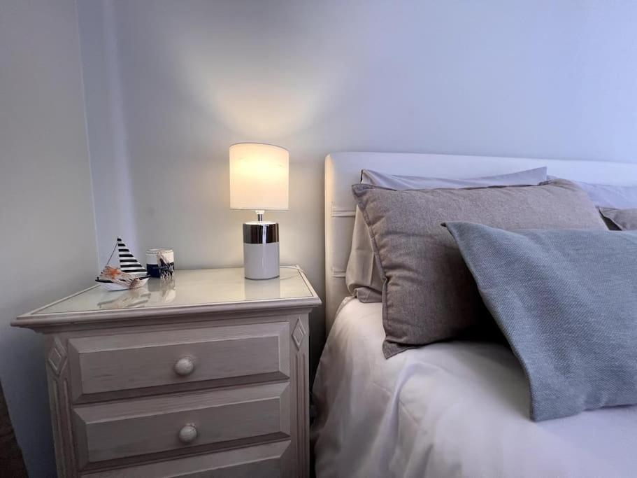 By The Sea - Apartamento Acolhedor E Relaxante. 卡尼索 外观 照片